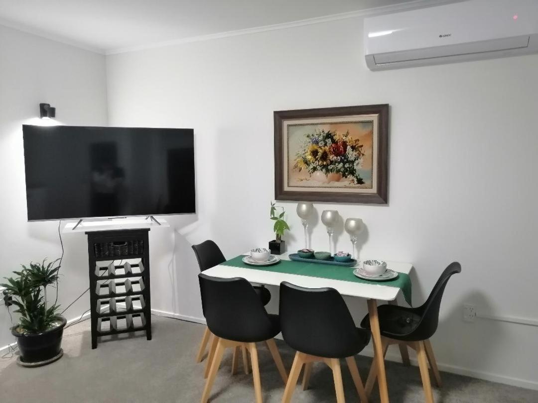 Centre Takapuna 2 Beds & Garage & Netflix Окленд Экстерьер фото